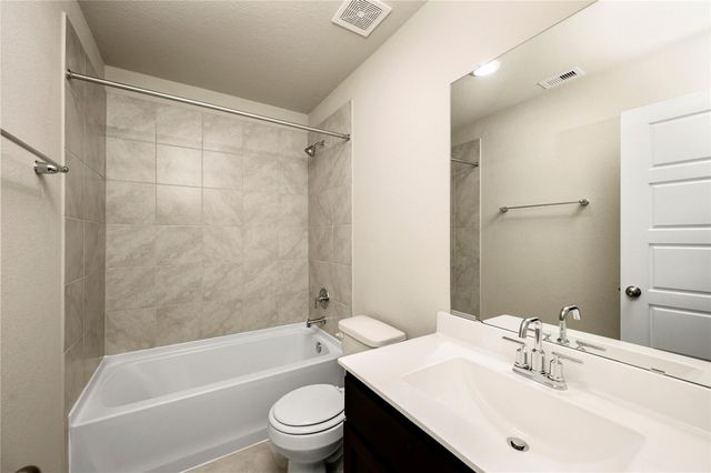 2123 Levant Lane, Baytown, TX 77523