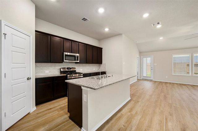 2123 Levant Lane, Baytown, TX 77523