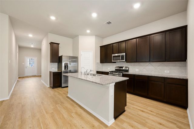 2123 Levant Lane, Baytown, TX 77523