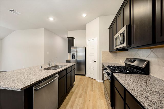 2123 Levant Lane, Baytown, TX 77523