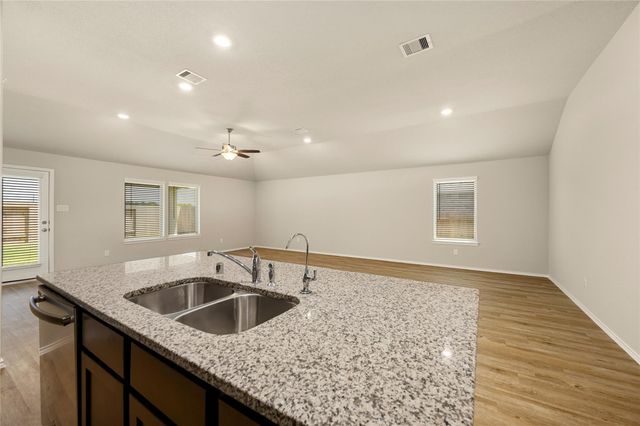 2123 Levant Lane, Baytown, TX 77523