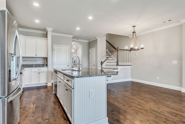 1477 Channing Dr, Thompsons Station, TN 37179