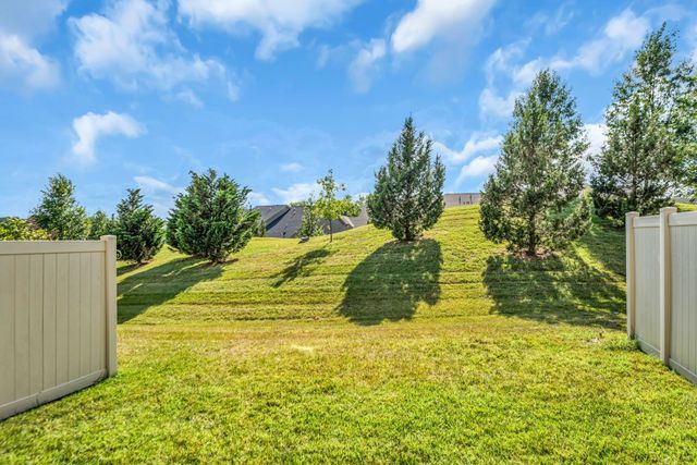 1477 Channing Dr, Thompsons Station, TN 37179