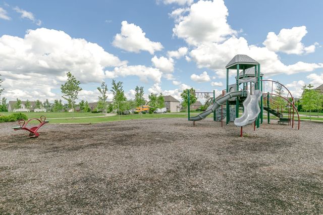 1477 Channing Dr, Thompsons Station, TN 37179