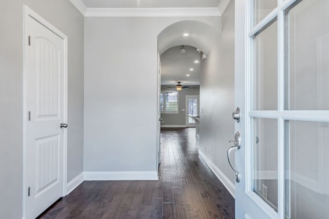 1477 Channing Dr, Thompsons Station, TN 37179