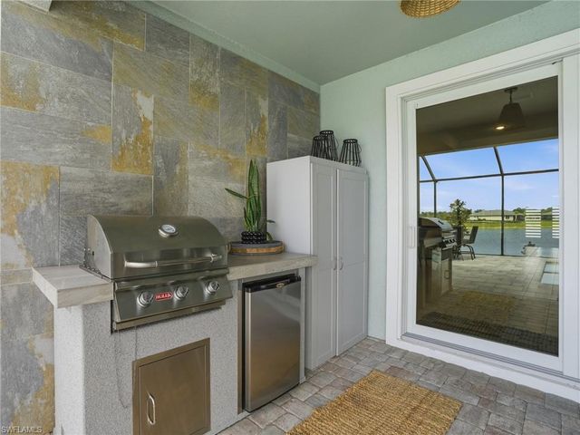 17025 Great Heron LN, Punta Gorda, FL 33982