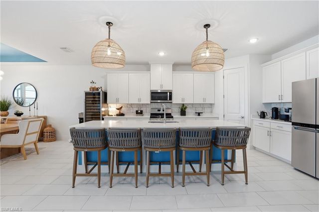 17025 Great Heron LN, Punta Gorda, FL 33982