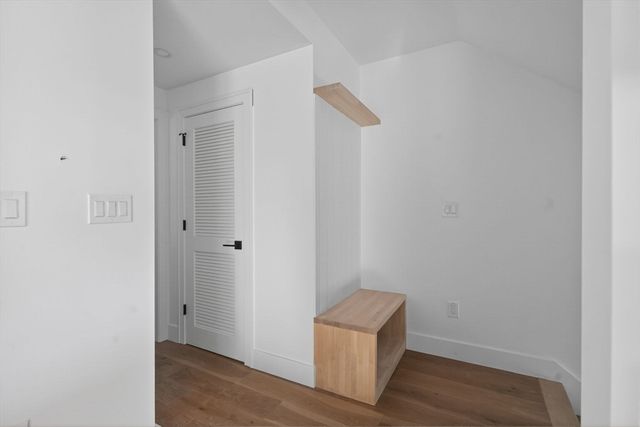 37 Kingston St B, Somerville, MA 02144