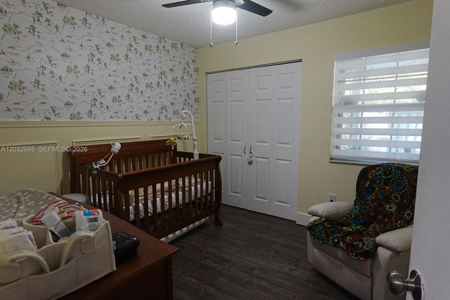 2038 Champions Way, North Lauderdale, FL 33068