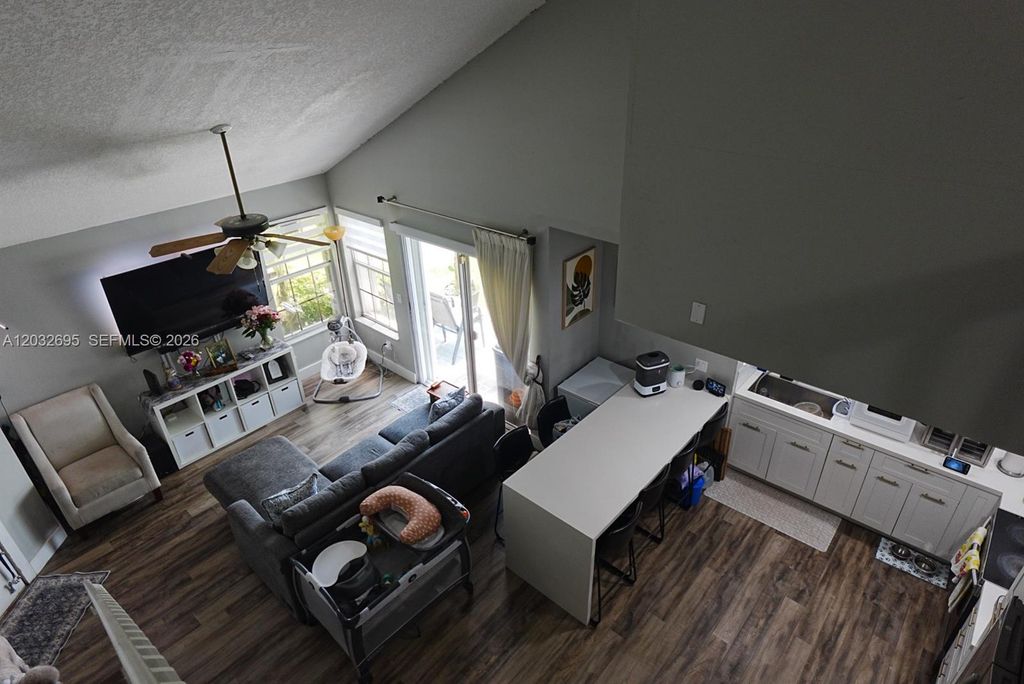 2038 Champions Way, North Lauderdale, FL 33068