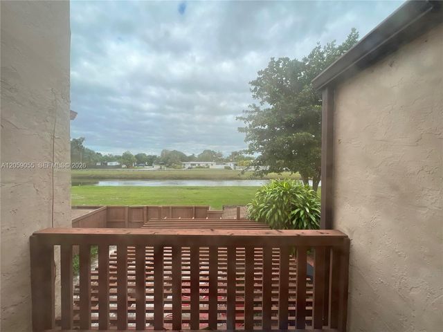 6211 SW 116th Place F, Miami, FL 33173