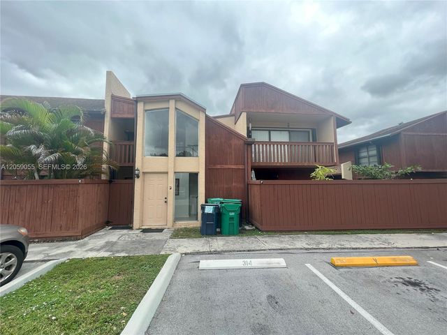 6211 SW 116th Place F, Miami, FL 33173