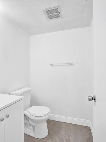 8091 NW 12TH Street H, Margate, FL 33063