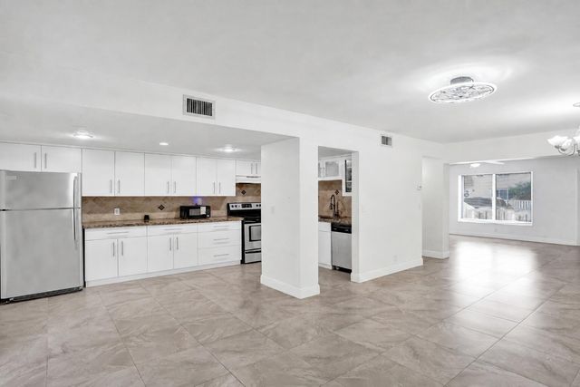 8091 NW 12TH Street H, Margate, FL 33063