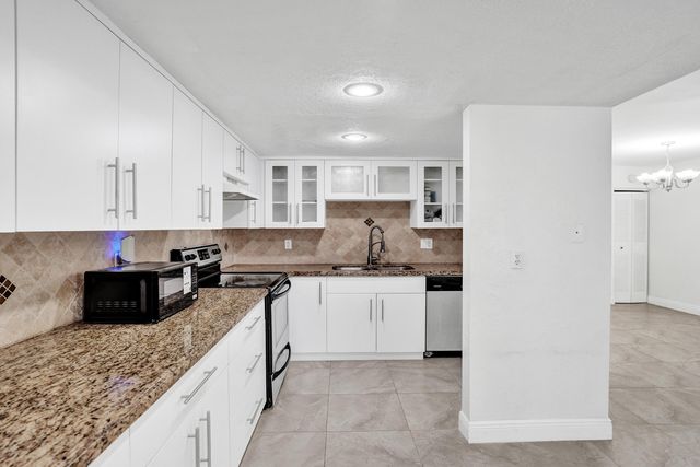 8091 NW 12TH Street H, Margate, FL 33063