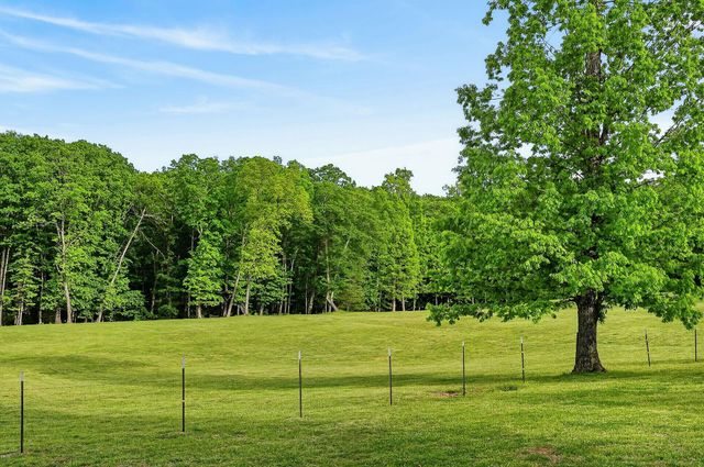 933 John Henry Lewis Road, Dunlap, TN 37327