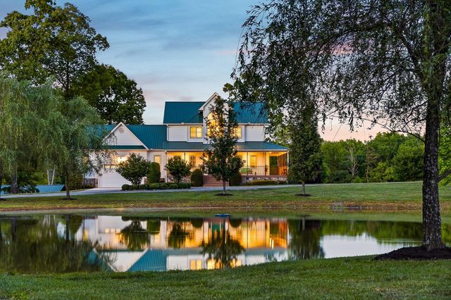933 John Henry Lewis Road, Dunlap, TN 37327