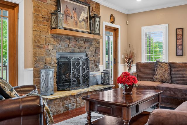 933 John Henry Lewis Road, Dunlap, TN 37327