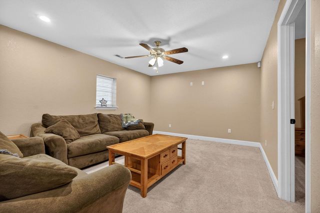 933 John Henry Lewis Road, Dunlap, TN 37327