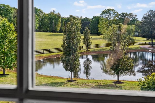 933 John Henry Lewis Road, Dunlap, TN 37327