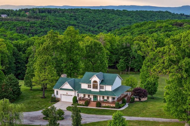 933 John Henry Lewis Road, Dunlap, TN 37327