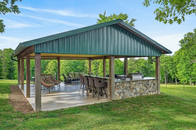 933 John Henry Lewis Road, Dunlap, TN 37327