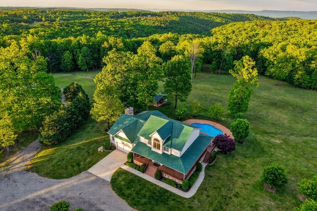 933 John Henry Lewis Road, Dunlap, TN 37327