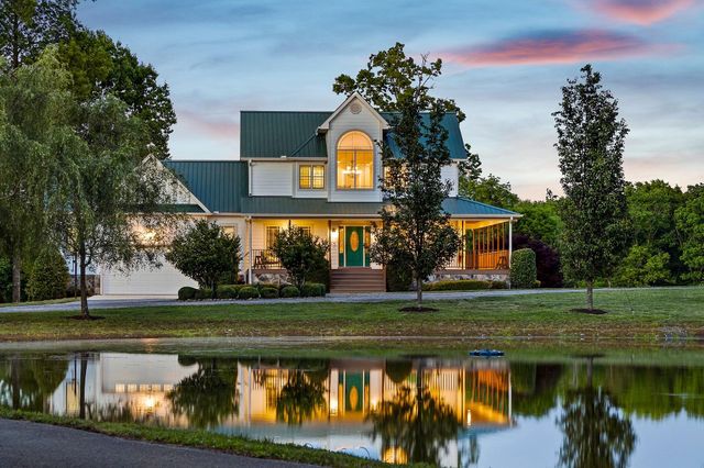 933 John Henry Lewis Road, Dunlap, TN 37327