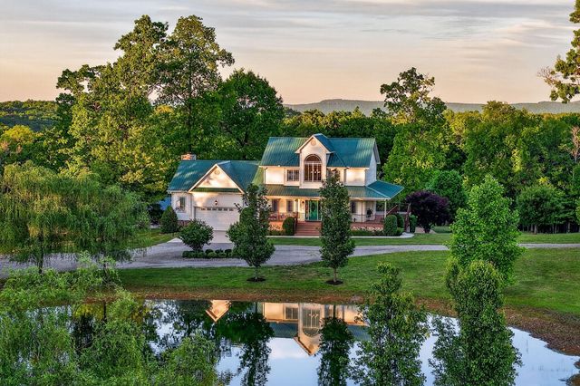 933 John Henry Lewis Road, Dunlap, TN 37327