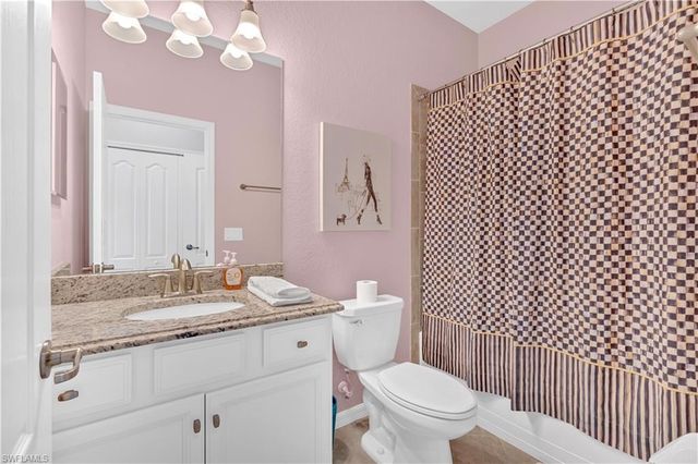 4246 Raffia Preserve WAY, Naples, FL 34119