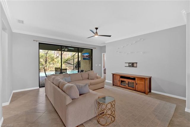 4246 Raffia Preserve WAY, Naples, FL 34119