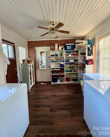 401 S Mulberry Street, Cherryville, NC 28021