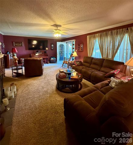 401 S Mulberry Street, Cherryville, NC 28021