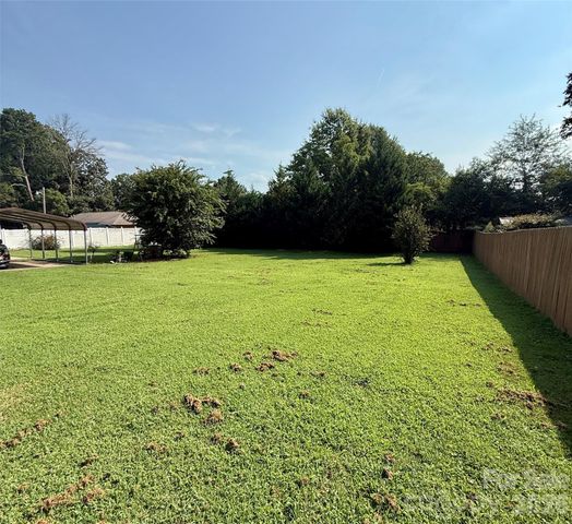 401 S Mulberry Street, Cherryville, NC 28021