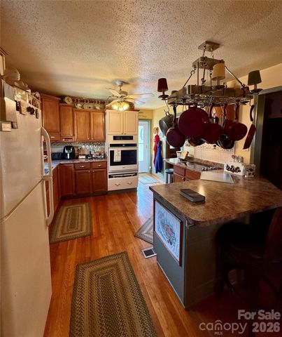 401 S Mulberry Street, Cherryville, NC 28021