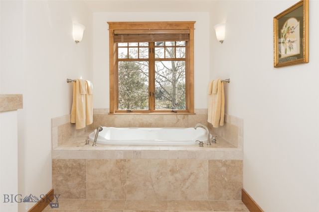 375 Summer Ridge Road, Bozeman, MT 59715