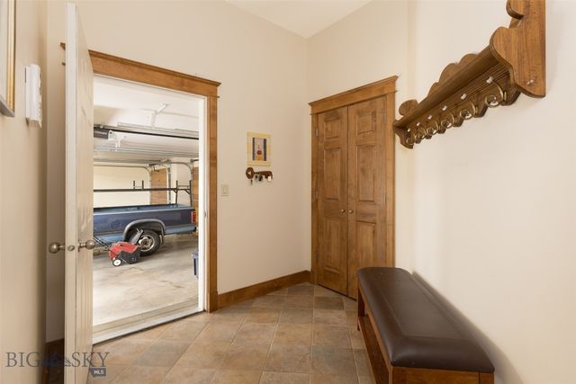 375 Summer Ridge Road, Bozeman, MT 59715