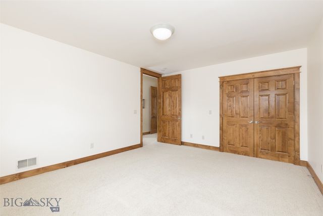 375 Summer Ridge Road, Bozeman, MT 59715