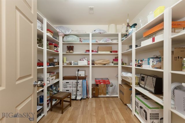 375 Summer Ridge Road, Bozeman, MT 59715