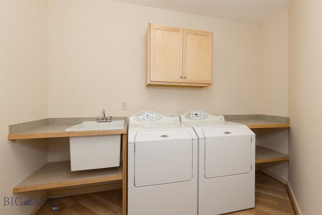 375 Summer Ridge Road, Bozeman, MT 59715