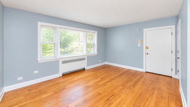 227 Custer Avenue 1, Evanston, IL 60202