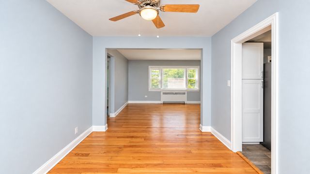 227 Custer Avenue 1, Evanston, IL 60202