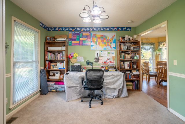 34 Morris Rd, Leoma, TN 38468