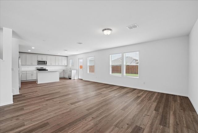 16000 Isles Drive, Fort Worth, TX 76052