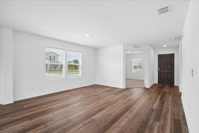 16000 Isles Drive, Fort Worth, TX 76052