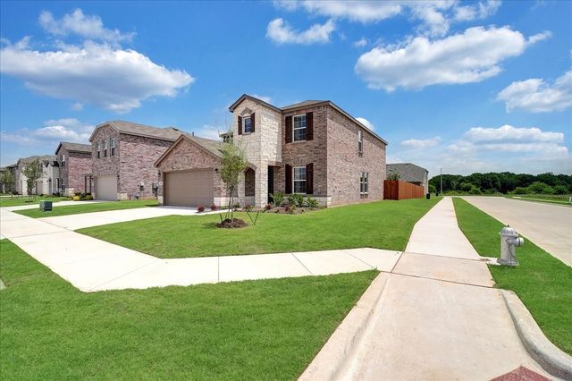 16000 Isles Drive, Fort Worth, TX 76052