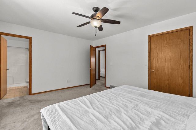 1001 COUNTY ROAD V, Fond Du Lac, WI 54935