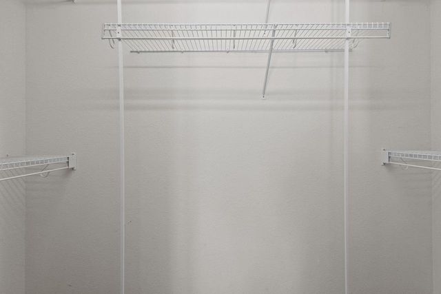 1001 COUNTY ROAD V, Fond Du Lac, WI 54935