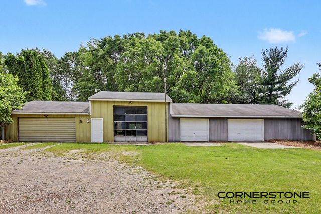 11450 16 Mile Road NE, Cedar Springs, MI 49319