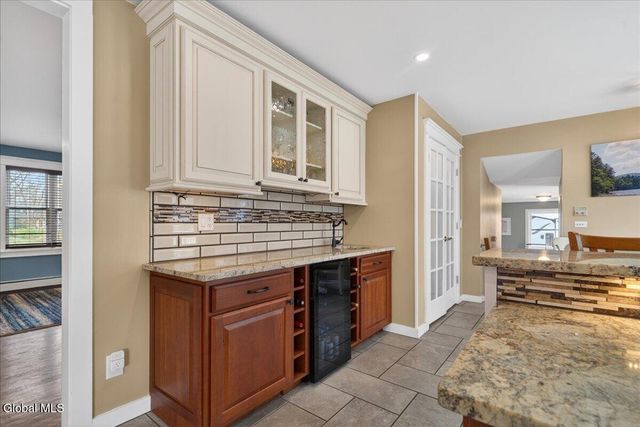 26 Ashley Drive, Clifton Park, NY 12019